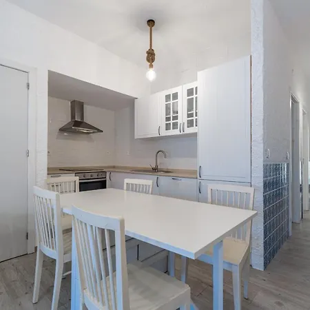 Appartement T2 *
