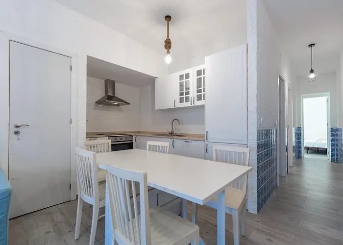 Apartamento T2 *